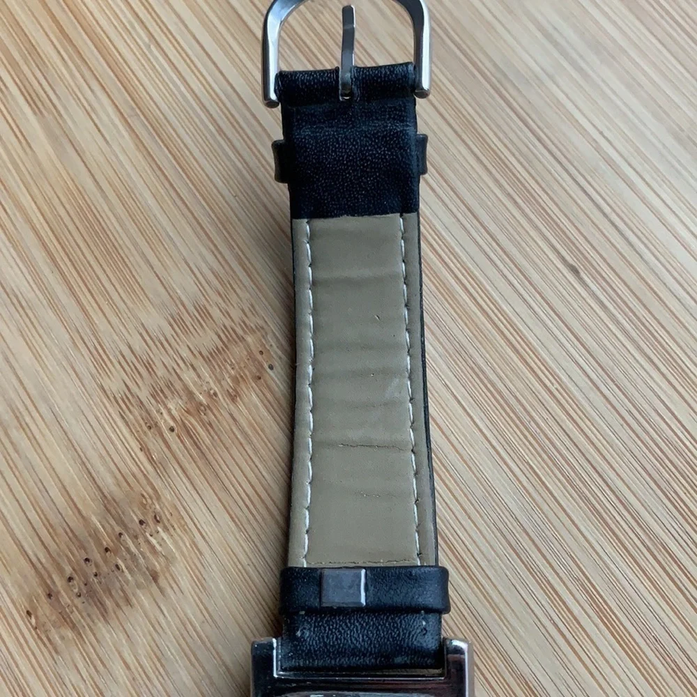 Artistry || Vintage Black Silver Watch Black Leather Band